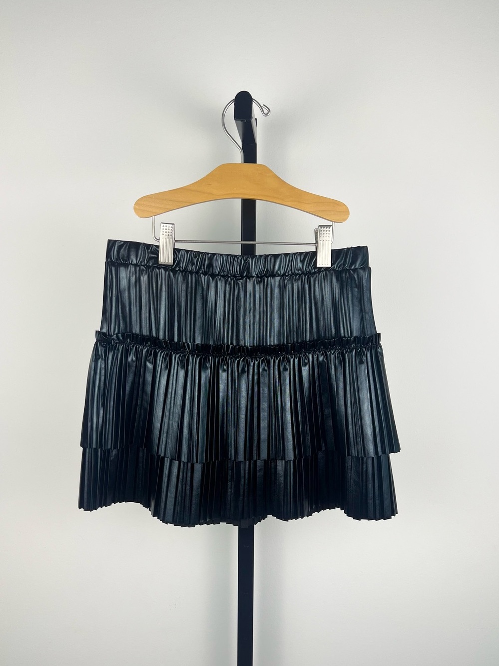 Mia New York Girls Faux Leather Tiered Pleated Skirt, Black, Size L (12Y)